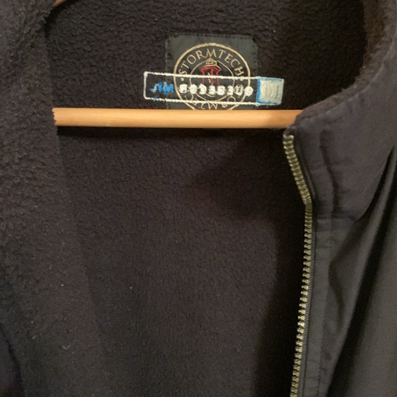 STORMTECH VEST - Picture 7 of 7